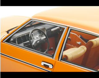 Fiat 131 1600 Mirafiori Special 1974 Arancione - Orange Laudoracing 1:18 Resinemodell (Türen, Motorhaube... nicht zu öffnen!)